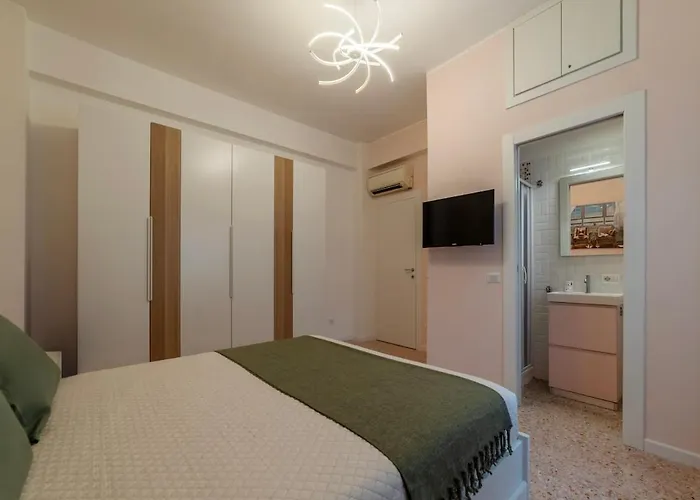 Apartment Favara 119 Modern Three Near The Gemelli
